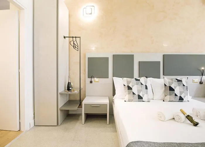 Oda ve Kahvaltı Erreggi Luxury 4*